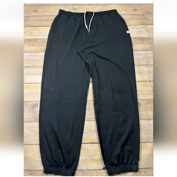 Vuori Women’s Boyfriend Cargo Sweatpant Black Heather Size Large - Picture 8 of 14